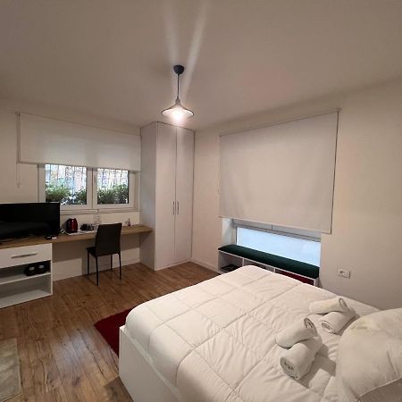 Grand Park & Bllok Area Rooms Тирана Екстериор снимка